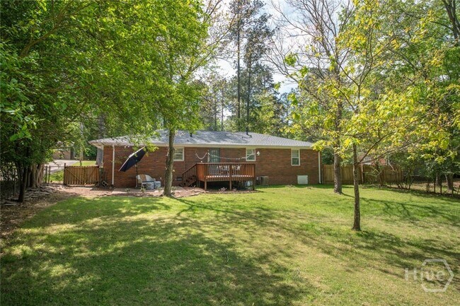 Building Photo - 180 Sherwood Dr