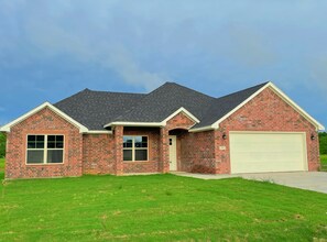 Building Photo - Beautiful 3/2 home near Lake Durant
