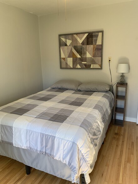 Building Photo - 84 E North Water St