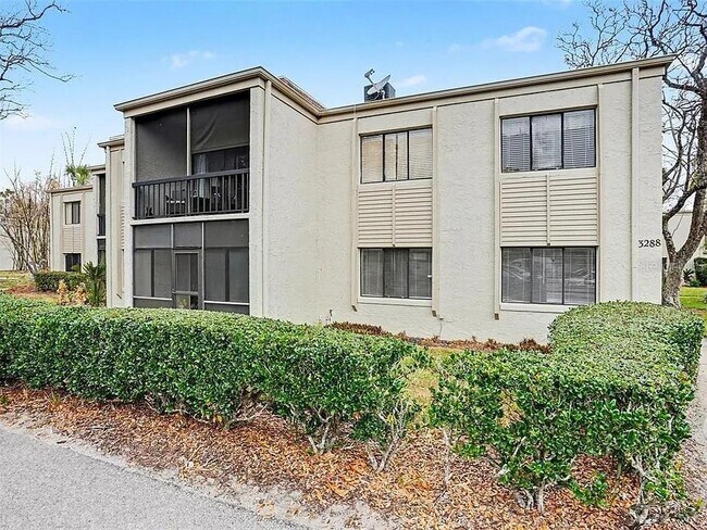 Building Photo - 3298 S Semoran Blvd