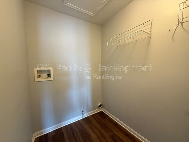 Building Photo - 4018 Boulder Ct