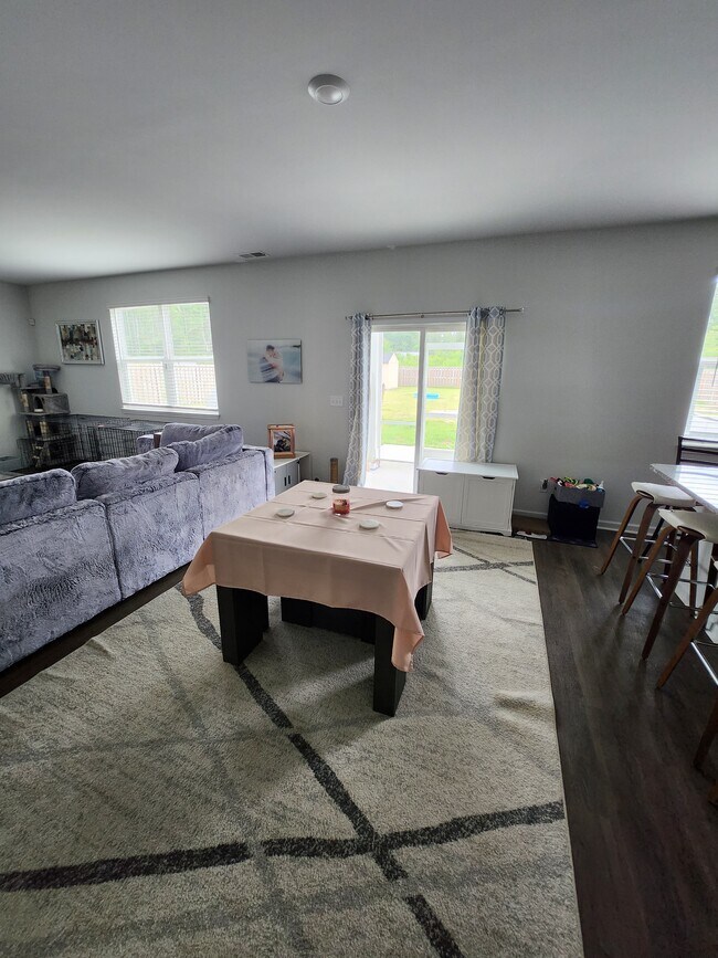 Building Photo - 413 Tributary Cir