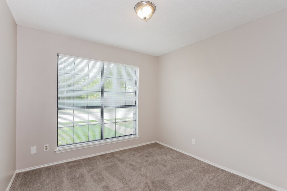 Building Photo - 514 Sims Dr