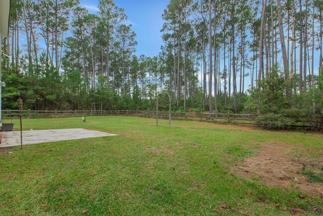 Building Photo - Three Story with Media Room!