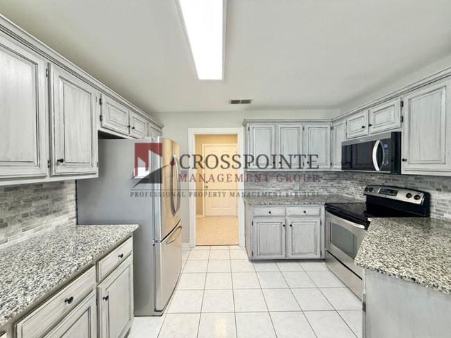 Building Photo - Tour Today! Charming 3-Bedroom, 2-Bath Home with Cozy Fireplace!