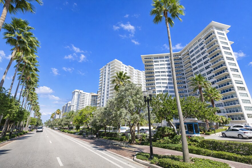 Building Photo - 3700 Galt Ocean Dr