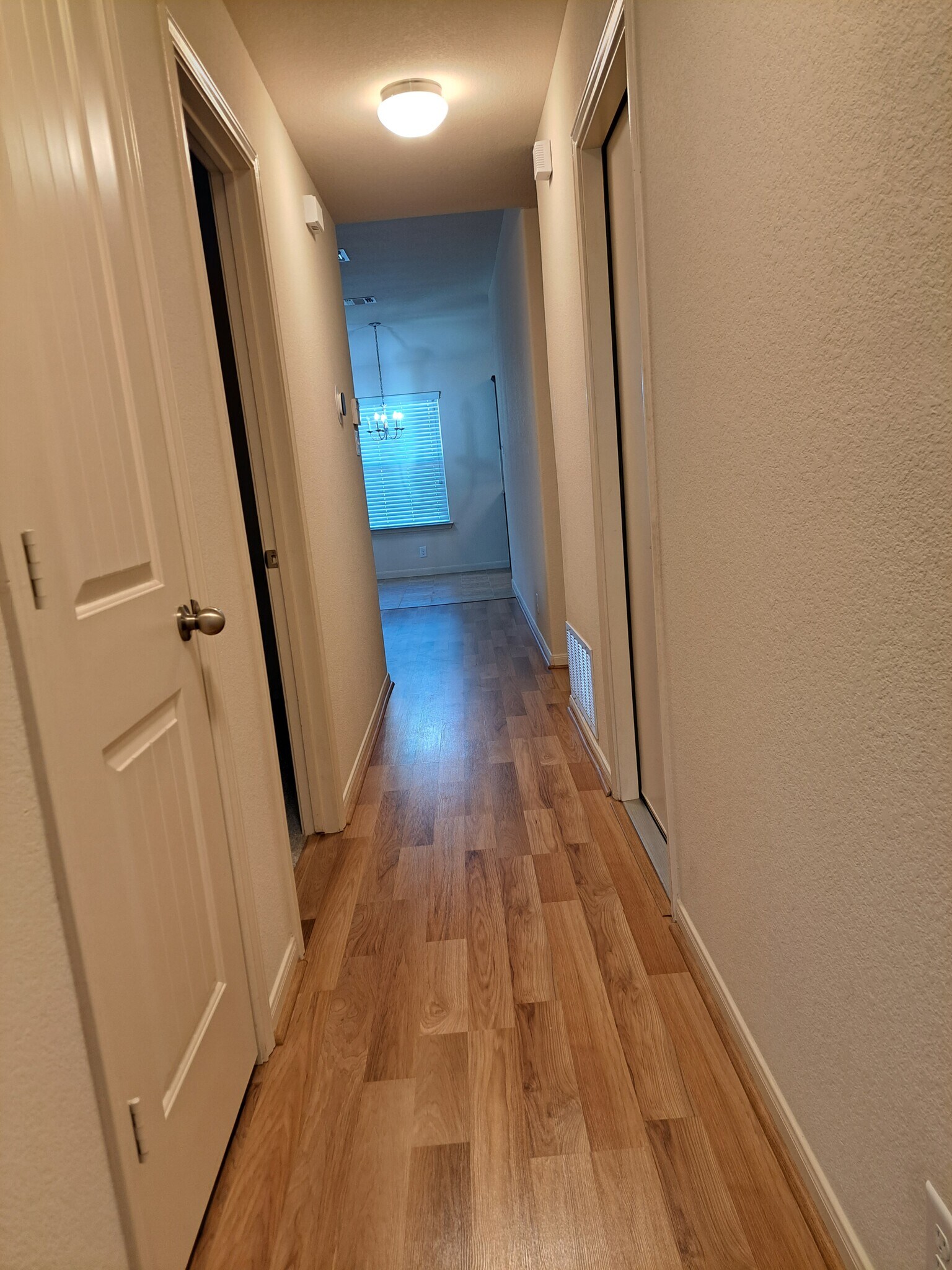 Building Photo - 1208 Hawkeye Point Rd