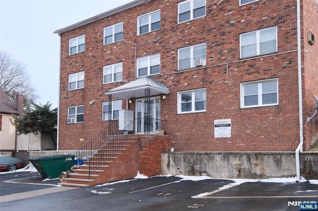 Building Photo - 59-61-61 Brighton Ave