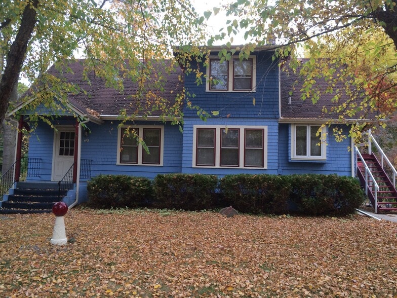 Primary Photo - 402 Luster Ave