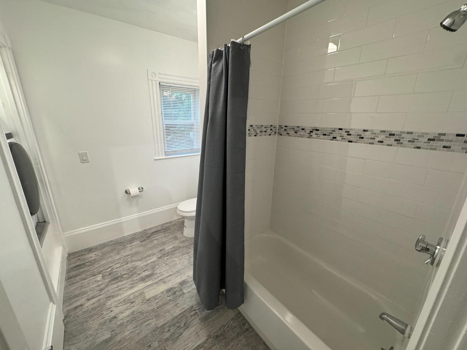 Building Photo - 35 Cameron Ave