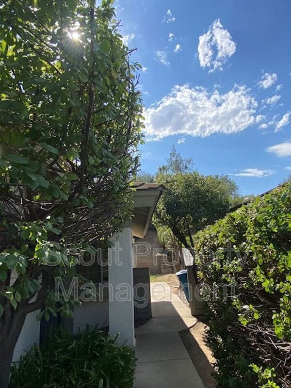 Building Photo - 31711 Corte Encinas