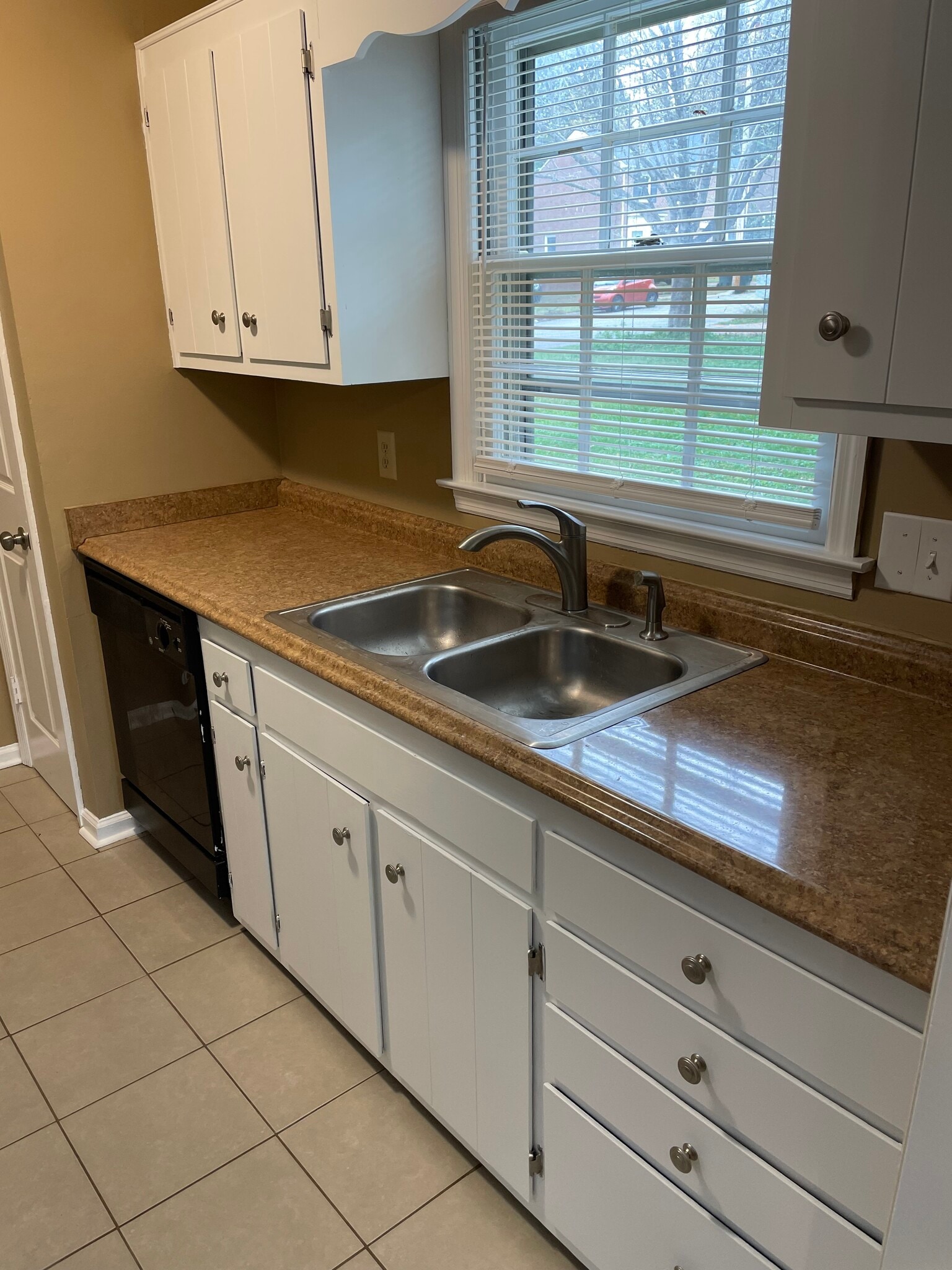 Building Photo - 1010 Hammack Ct