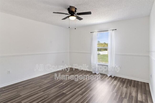 Building Photo - 455 Danube Dr