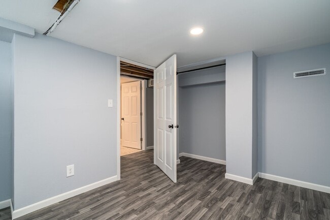 Building Photo - 1708 2nd Ave N