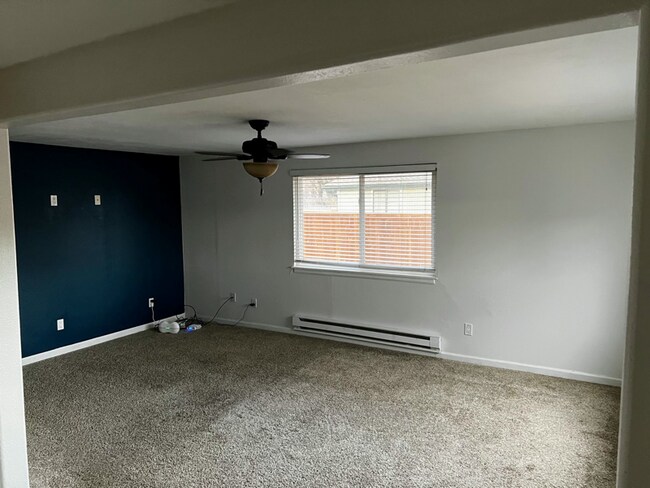 Building Photo - 2931 Virginia Dale Dr