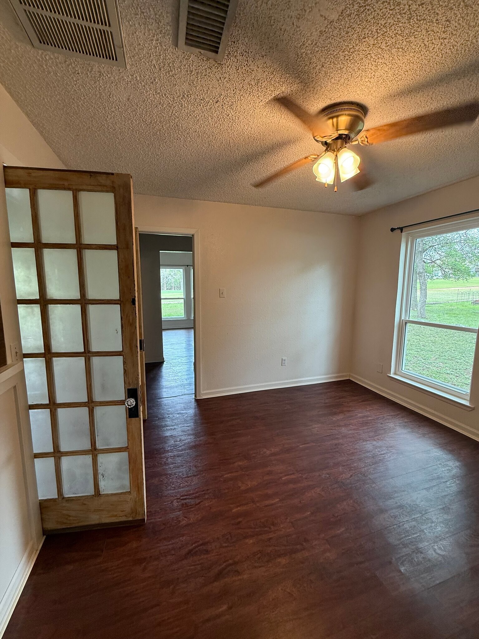 Building Photo - 20 Wildwood Cir