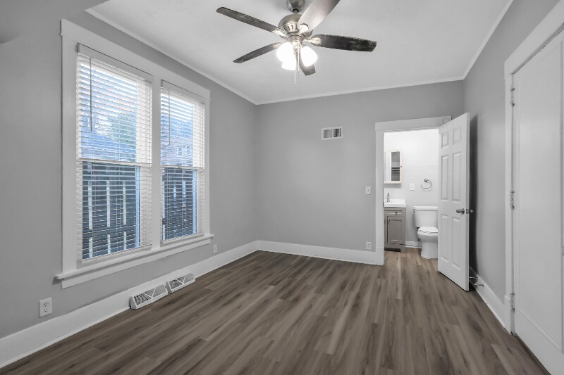 Building Photo - 3860 Dodge St