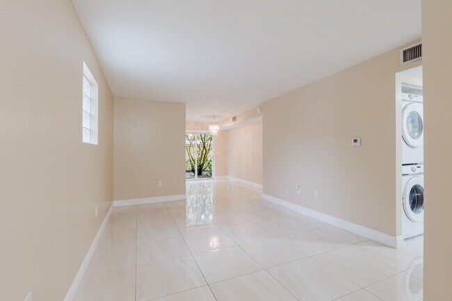 Building Photo - 3760 N Jog Rd