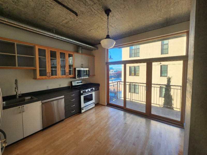 Building Photo - 411 NW Flanders St