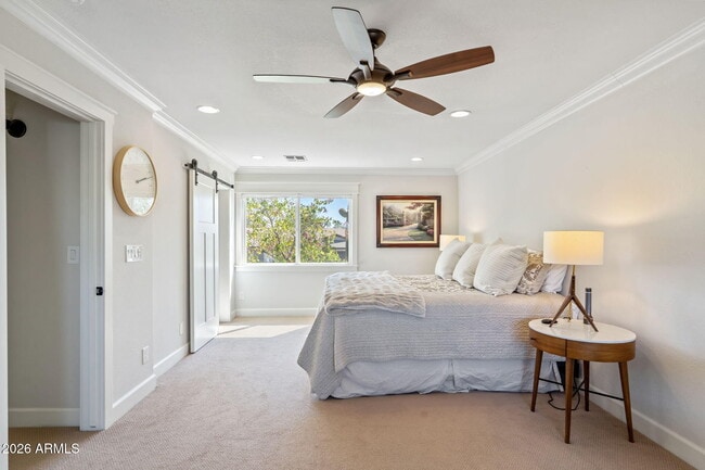 Building Photo - 8308 E Valley View Rd