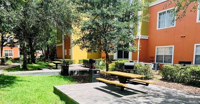 Building Photo - 4207 S Dale Mabry Hwy