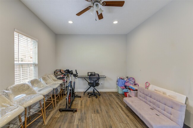 Building Photo - 5318 Pebble Way Ln