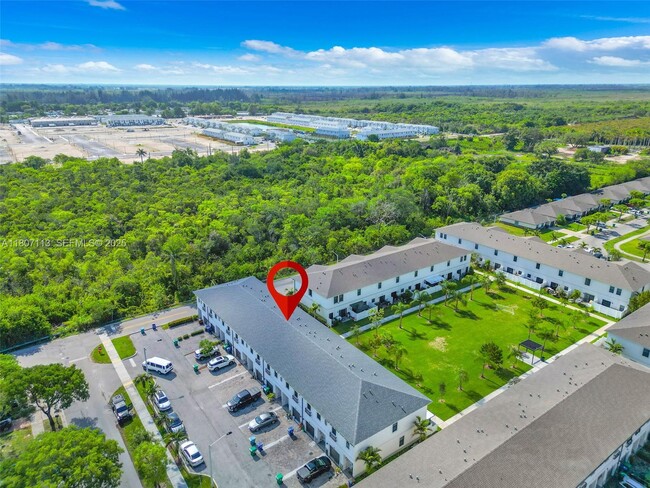 Building Photo - 617 SW 11th St