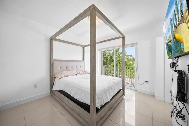 Building Photo - 14474 SW 259th St