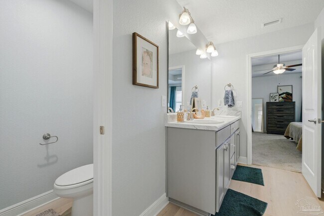 Building Photo - 5725 Montauk Wy