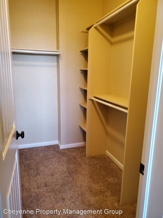 Building Photo - 3 br, 2 bath House - 3715 Sunrise Hills