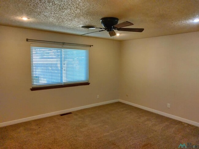 Building Photo - 1808 Arcineiga Dr