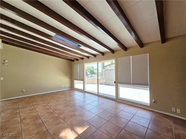 Building Photo - 713 N 18th St