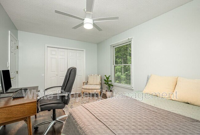 Building Photo - 112 Ashbrooke Dr