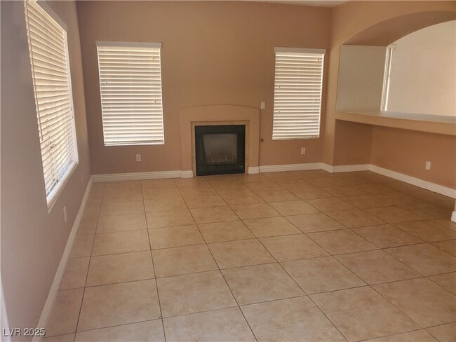 Building Photo - 7850 Delta Oak Ct