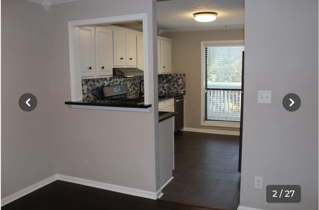 Building Photo - 1403 Wynnes Ridge Cir SE