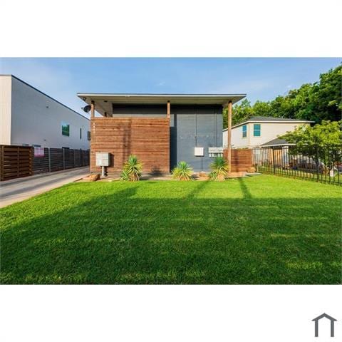 Building Photo - 1417 Bennett Ave