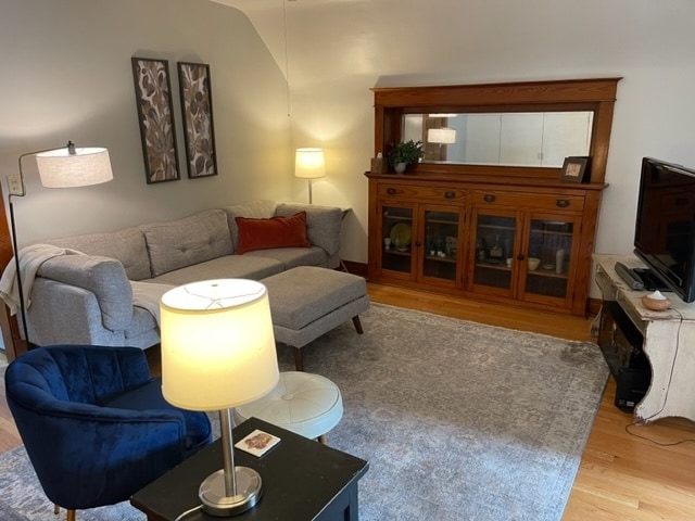 Building Photo - 1121 S East Ave