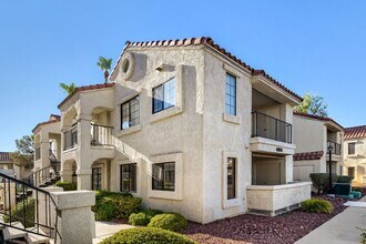 Building Photo - 4860 Nara Vista Way