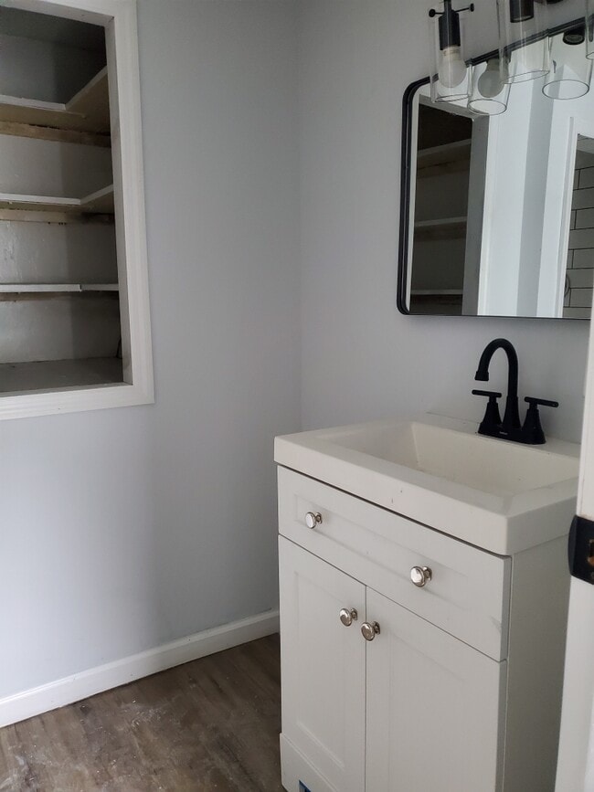 Building Photo - 218 Sinnickson St