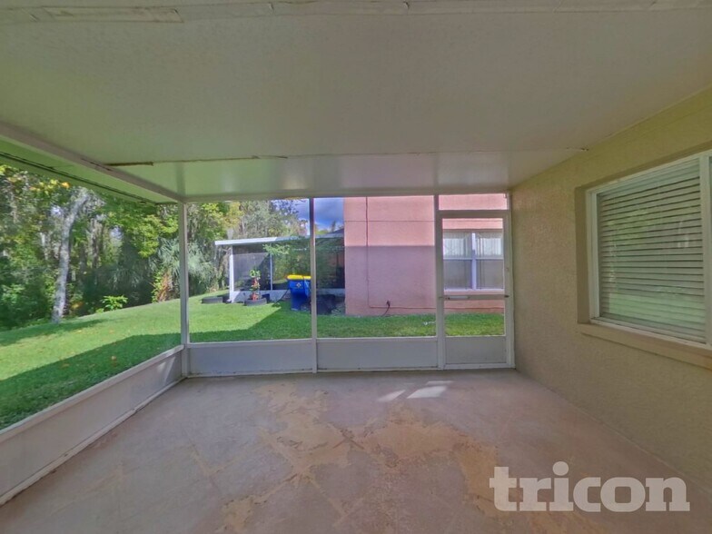 Building Photo - 27209 La Jolla Way