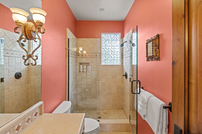 Building Photo - 3317 Taylor Rd