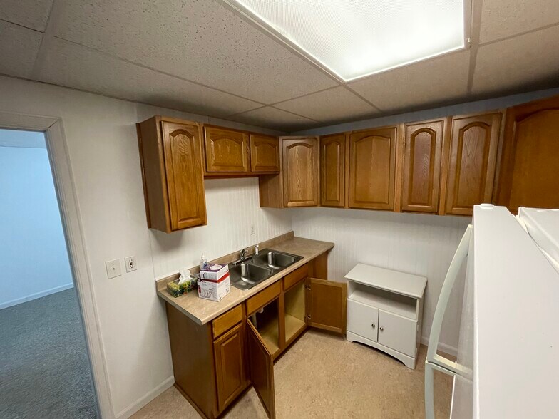 Building Photo - 125 S 7th St