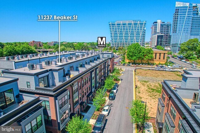 Building Photo - 11237 Beaker St