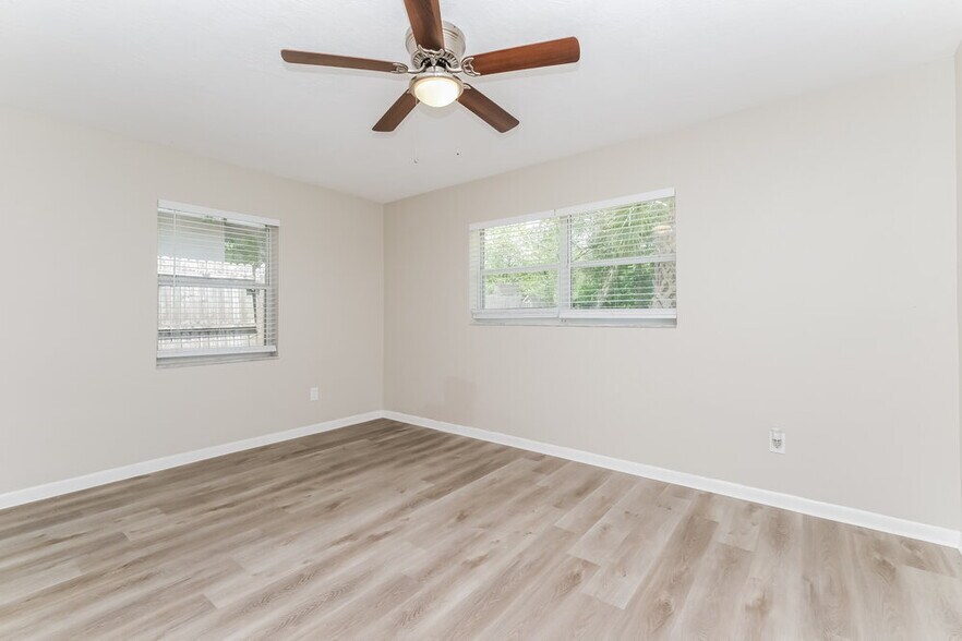 Building Photo - 1248 Hanover Ct