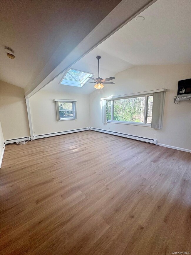 Building Photo - 54 Old Brook Rd