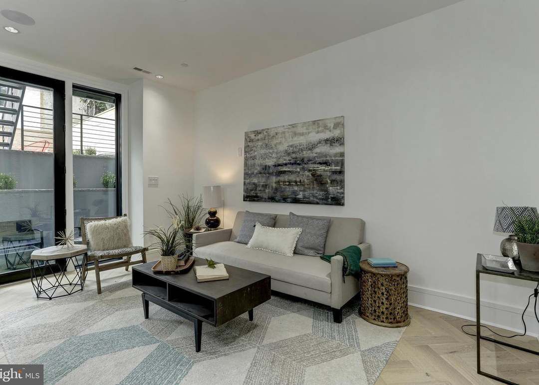 Building Photo - 1712 15th St NW