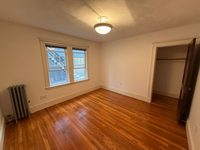Building Photo - 68 Templeton Pky