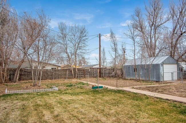 Building Photo - 1225 4th St
