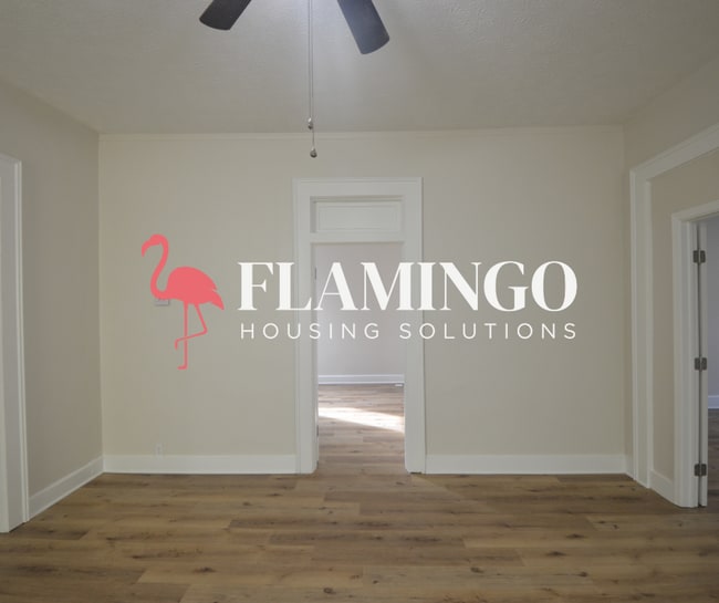 Building Photo - 1808 E 4th St