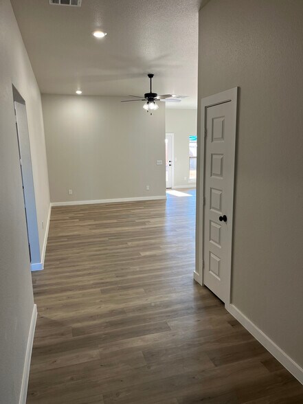 Building Photo - 2302 Copperhead Rd